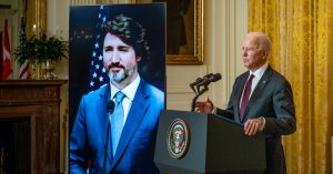 Biden dan Trudeau Memperbarui Hubungan yang Diuji oleh Trump