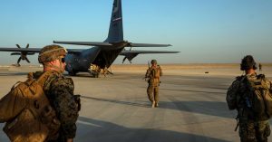 Seorang Top Demokrat Memperingatkan Terhadap Penarikan Tergesa-gesa Pasukan AS Dari Afghanistan