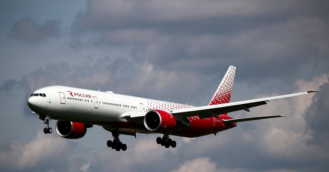 Boeing 777 Melakukan Pendaratan Darurat di Moskow Setelah Peringatan Mesin