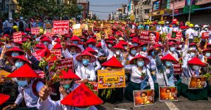 Foto-foto Dari Myanmar: Tampilan Tingkat Jalanan tentang Protes Kudeta