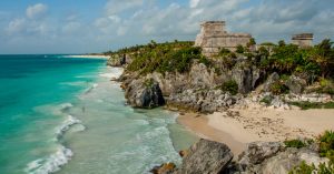 Bagaimana Berpura-pura Anda berada di Riviera Maya, Meksiko, Hari Ini