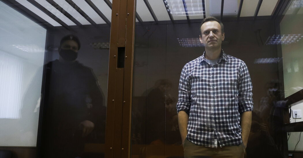 Administrasi Biden Mengumumkan Sanksi Pertama terhadap Rusia dalam Kasus Navalny