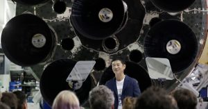 Tidak Puas Dengan Kehidupan di Bumi?  Klien SpaceX Mencari Teman Perjalanan