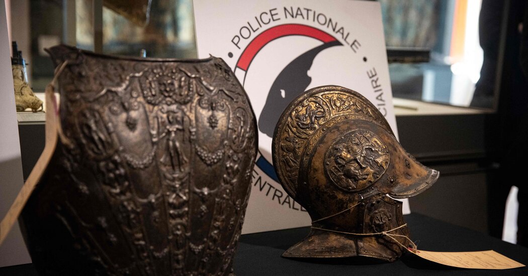 Louvre Memulihkan Potongan Armor yang Dicuri Hampir 40 Tahun Lalu