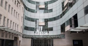 BBC Minta Maaf atas Wawancara Dengan Cory Booker Penipu