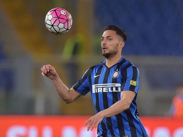 Milan Ingin Bajak D’Ambrosio Gantikan Dalot, Inter Jadi Penghalang?