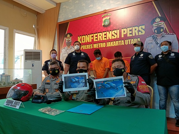 Polisi Tangkap 2 Pelaku Curanmor saat Beraksi di Kelapa Gading : Okezone Megapolitan