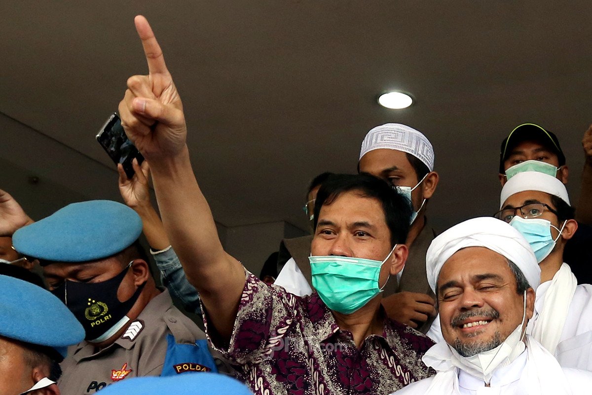 5 Berita Terpopuler: Fadli Zon Jangan Menyangkal, Reaksi Tegas Brigjen Rusdi, Pakai Masker di Masjid Diusir