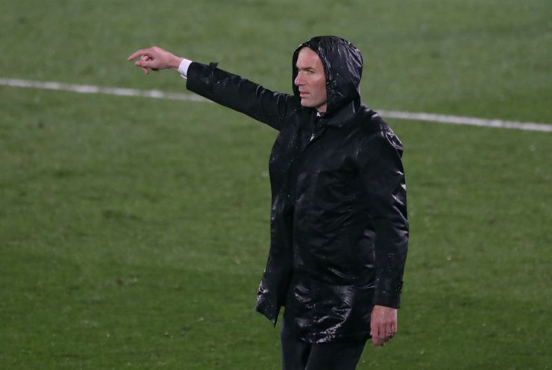 Zidane Ternyata Tak Terlalu Bahagia meski Barcelona Dikalahkan Granada : Okezone Bola